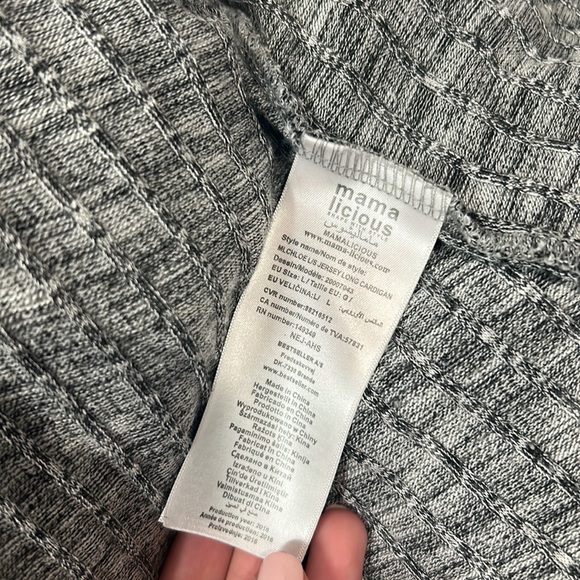 Mamalicious cardigan in new condition - Picture 12 of 12